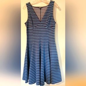 Peter Som sz. 8 Classic‎ Striped Dress